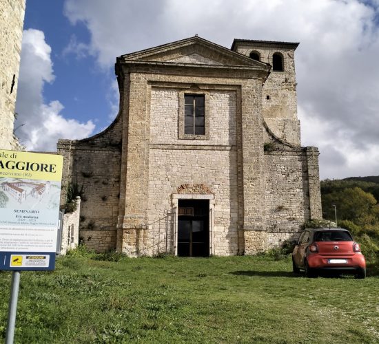 Esterno dell' ingresso dell'Abbazia